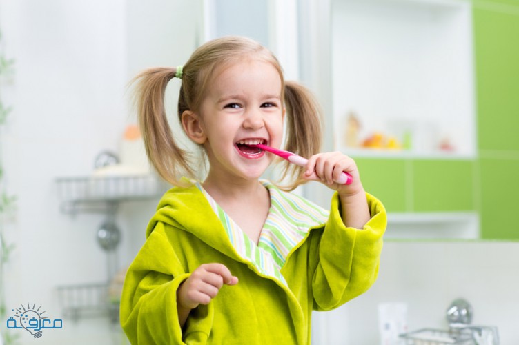 تنظيف الأسنان عند الأطفال